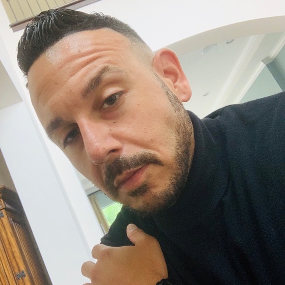 Instagram @thisiscmm_ - Picture 2 of 7